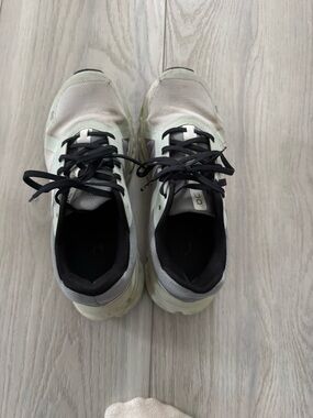 On Cloudrunner Sneakers size 8.5